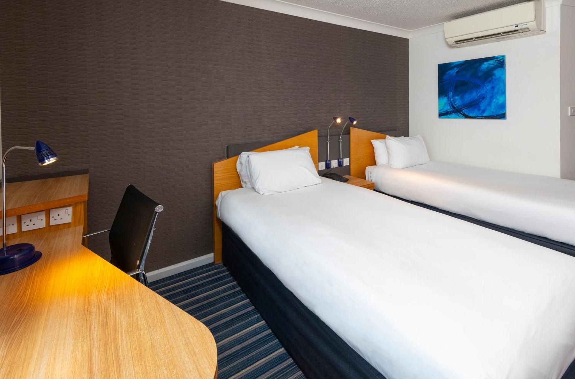 Holiday Inn Express London Chingford By Ihg Waltham Forest Exteriér fotografie