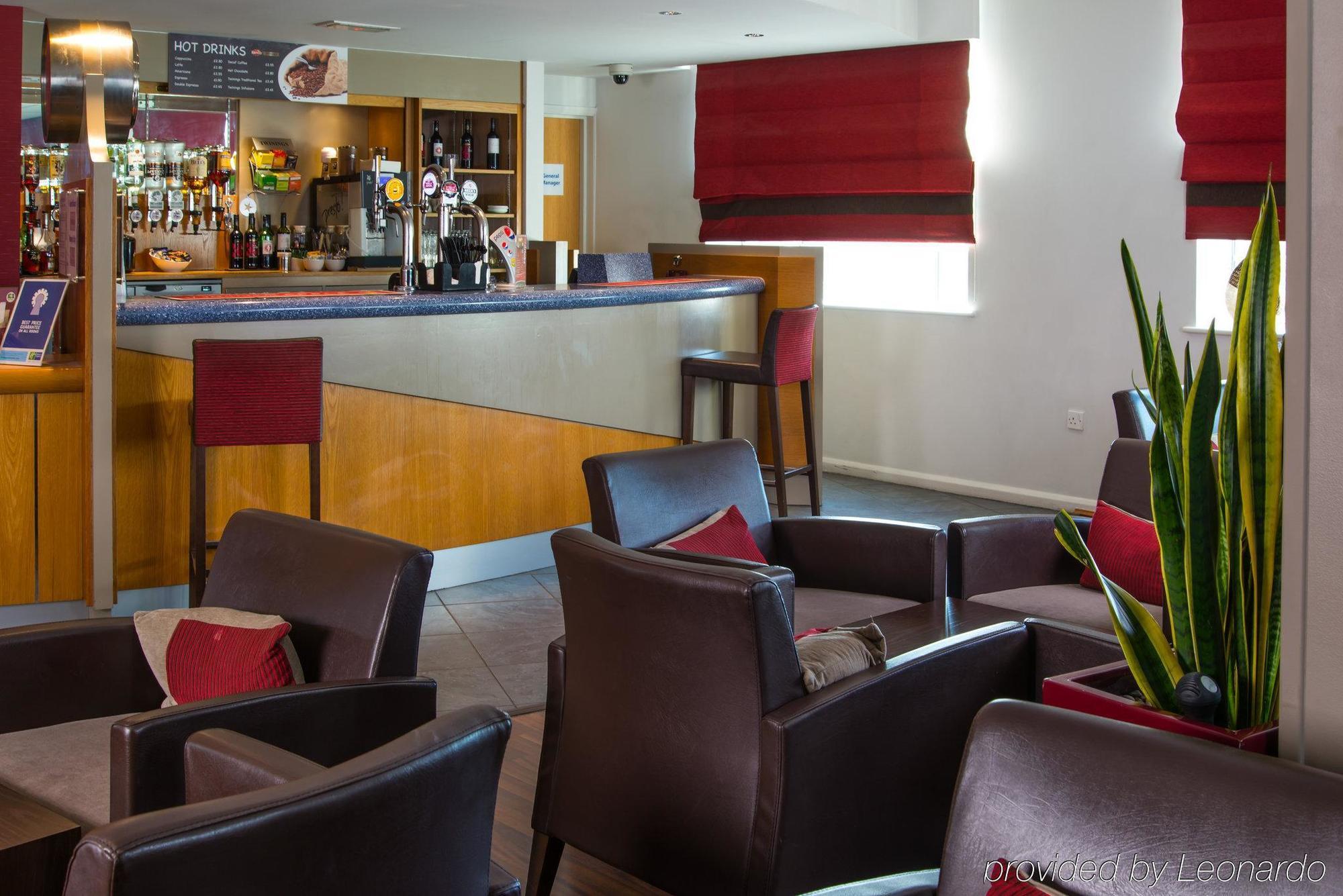 Holiday Inn Express London Chingford By Ihg Waltham Forest Exteriér fotografie